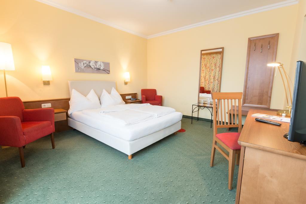 Kurhotel St. Josef Durrnberg Exterior photo